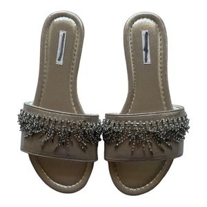 New Victoria's Secret Silver Rhinestone Bling Sandals size women’s medium.